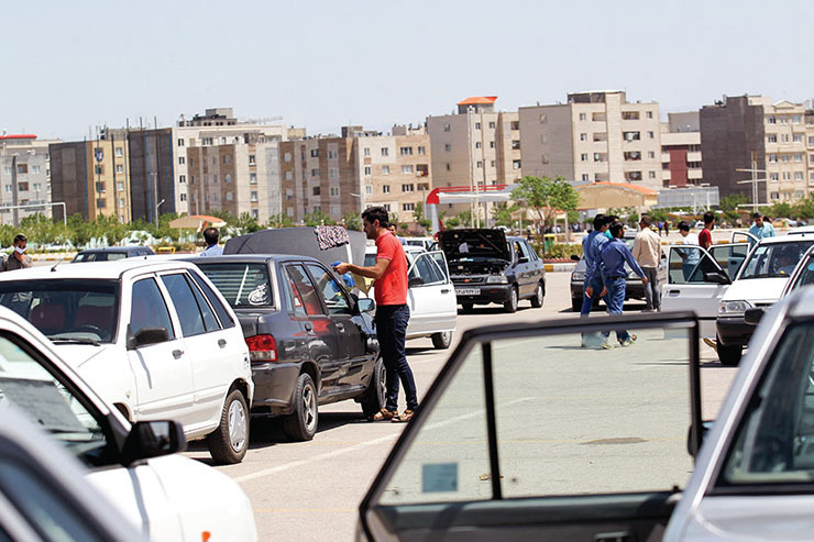 آیا مجلس خودرو را به بورس کالا می‌برد؟