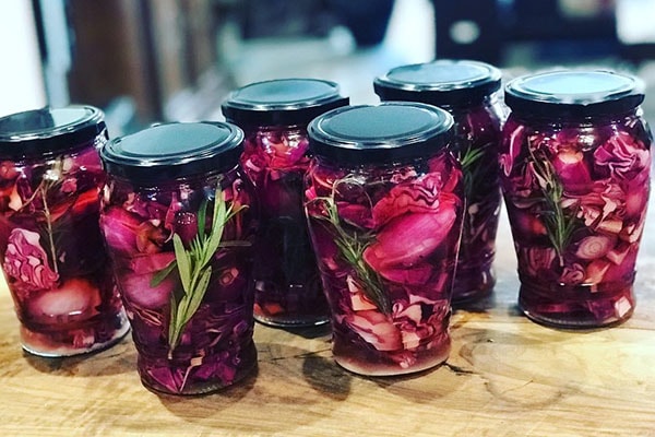 طرز تهیه ترشی پیاز در منزل + آموزش مرحله به مرحله