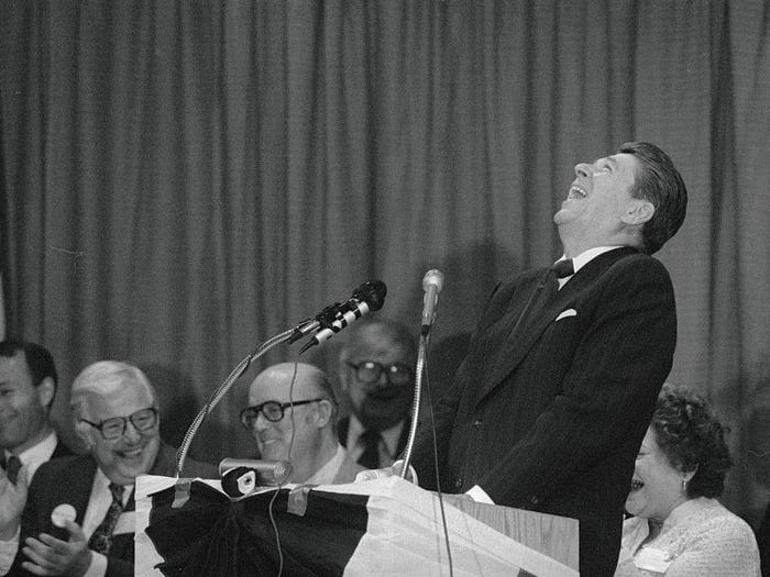 ۲۰ عکس از نامزد&zwnj;های ریاست&zwnj;جمهوری آمریکا که دقیقا در لحظه مناسبی شکار شده&zwnj;اند