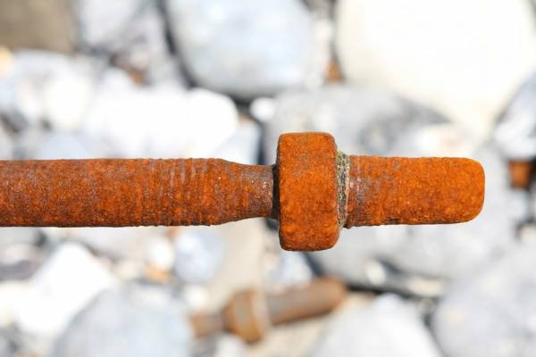 آشنایی با کاربرد‌های شگفت انگیز نوشابه در خانه