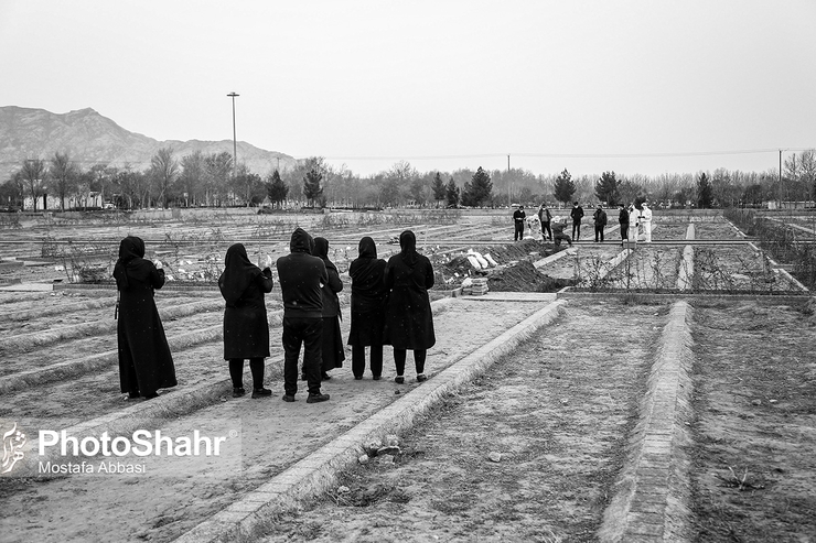 این راه به گورستان می‌رود