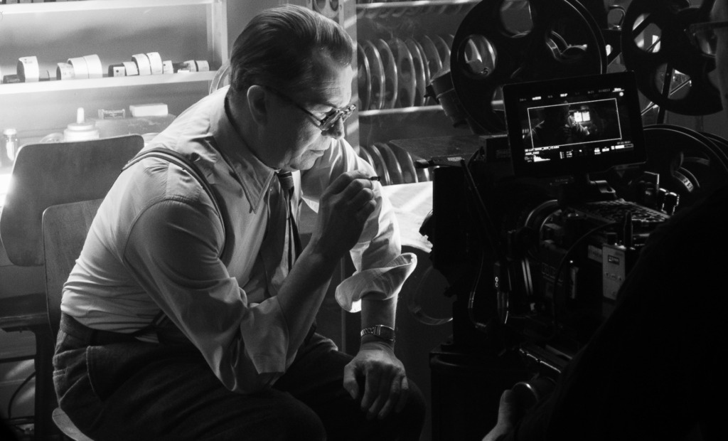 چرا فیلم «منک» که درباره هالیوود دهه ۳۰ است، تفسیری از حالوروز امروز دنیا هم به حساب میآید؟ چرا فیلم «منک» که درباره هالیوود دهه ۳۰ است، تفسیری از حالوروز امروز دنیا هم به حساب میآید؟