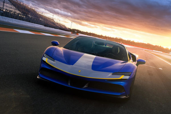 فراری SF90 Spider با ۹۸۶ اسب بخار قدرت رسما رونمایی شد