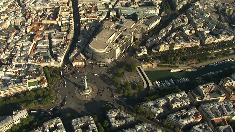 نگاهی به تجربه شهر&zwnj;های بزرگ در ساخت سالن تئاتر (۲): اپرای بستی پاریس