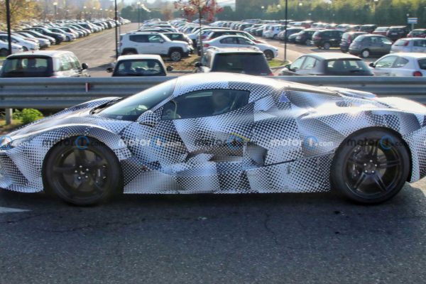 آغاز آزمایش میدانی نسل بعدی خودروی لفراری شرکت فراری