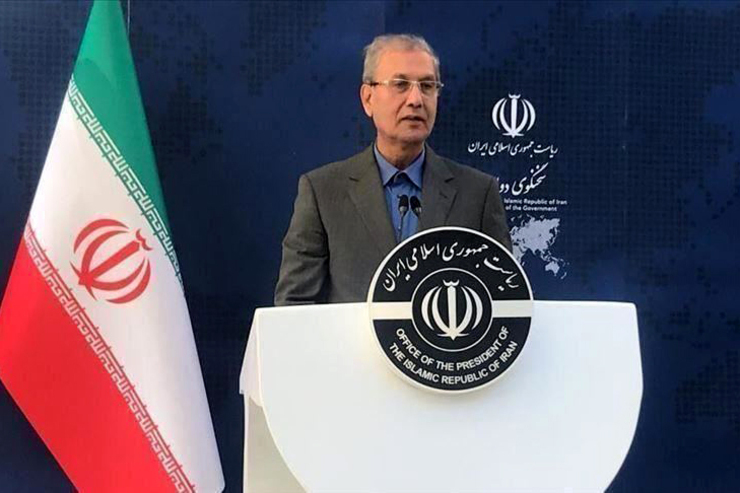 سخنگوی دولت با اشاره به ابلاغ فوری مصوبه مجلس درباره پروتکل‌های الحاقی، گفت: براساس عرف و روال اداری و سازوکارهای مکاتبات و با احتساب روزهای تعطیل پنجشنبه و جمعه، رئیس جمهور تا آخر وقت چهارشنبه فرصت ابلاغ داشته است.