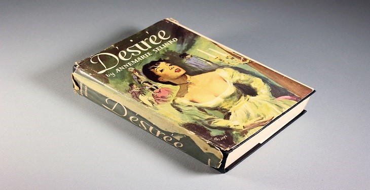 خواندن این ۴ رمان عاشقانه را در روزهای پاییزی از دست ندهید خواندن این ۴ رمان عاشقانه را در روزهای پاییزی از دست ندهید