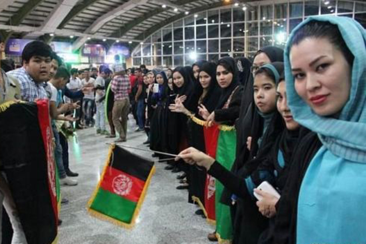 وزیر مهاجرین افغانستان: از کشورهای همسایه برای میزبانی از مهاجران تشکر می‌کنیم