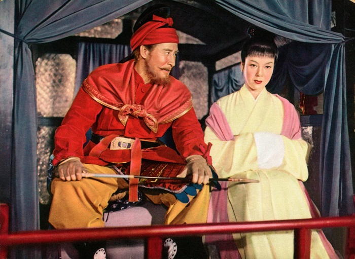 پنج فیلم درباره پادشاهی&zwnj;ها برای رقابت با سریال &laquo;تاج&raquo;