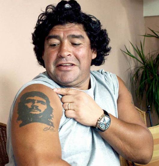 تفکرات سیاسی مارادونا| نابغه فوتبال، دوست صمیمی فیدل کاسترو تفکرات سیاسی مارادونا| نابغه فوتبال، دوست صمیمی فیدل کاسترو