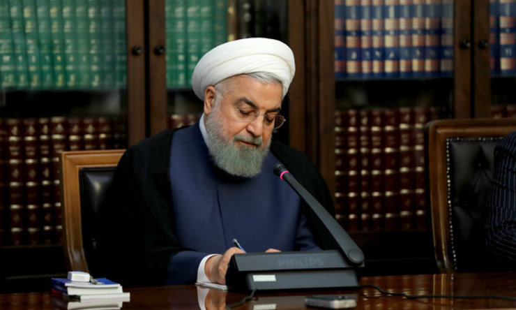 رئیس‌جمهور قانون نحوه جذب منابع انسانی در مشاغل آموزشی و تربیتی وزارت آموزش و پرورش را برای اجرا به این وزارتخانه و سازمان اداری و استخدامی کشور ابلاغ کرد.