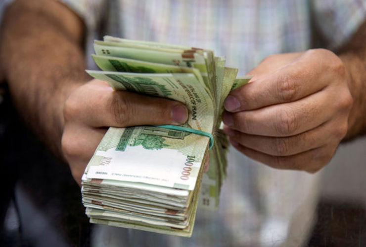  متقاضیان دریافت مرحله دوم وام یک میلیونی ابتدا کد ملی سرپرست خانوار را به شماره ۶۳۶۹ ارسال کنند، چنانچه پیامک ارسال نشد، بار دوم آن را به ۹۸۶۳۶۹+ بفرستند.