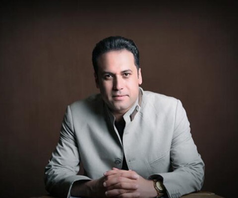 بررسی ظرفیت‌های ادبی غزل عطار در آواز ایرانی در گفتگو با کیوان ساکت، وحید تاج و یک مدرس دانشگاه