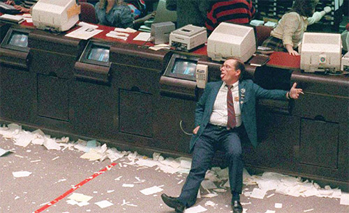 دوشنبه سیاه؛ سیاه&zwnj;چـالـه بلندپروازی&zwnj;های سرمایه&zwnj;گذاری!