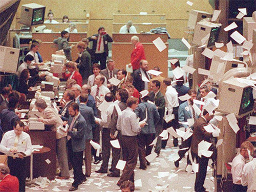 دوشنبه سیاه؛ سیاه&zwnj;چـالـه بلندپروازی&zwnj;های سرمایه&zwnj;گذاری!