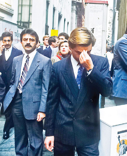 دوشنبه سیاه؛ سیاه&zwnj;چـالـه بلندپروازی&zwnj;های سرمایه&zwnj;گذاری!