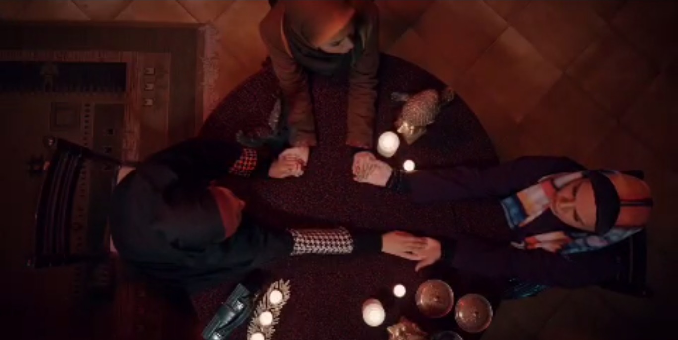 آیا «احضار» تلویزیون به اندازه «احضار» نمایش خانگی ترسناک است؟