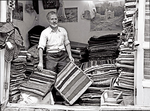 خیابان عجایب‌المشاغل