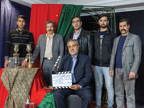 ارادت هنرمندان محله طلاب به سردار ارادت هنرمندان محله طلاب به سردار