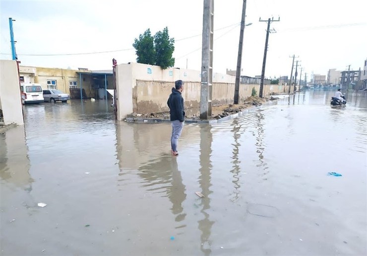 امداد رسانان ۱۲۰ نفر را از سیلاب نجات دادند