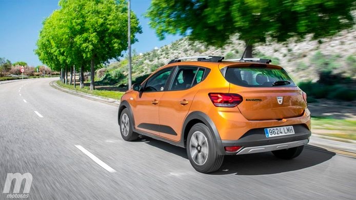 داچیا ساندرو پرفروشترین خودروی سال اسپانیا داچیا ساندرو پرفروشترین خودروی سال اسپانیا