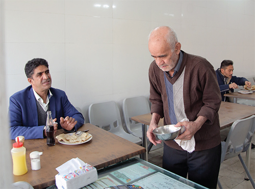 پاچال ۷۰ ساله حاجاکبر پاچال ۷۰ ساله حاجاکبر