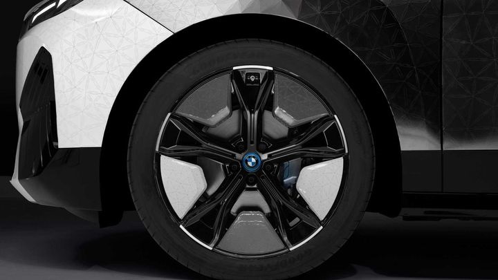 تغییر رنگ بدنه بی ام و iX Flow چگونه انجام می شود؟ + تصاویر تغییر رنگ بدنه بی ام و iX Flow چگونه انجام می شود؟ + تصاویر