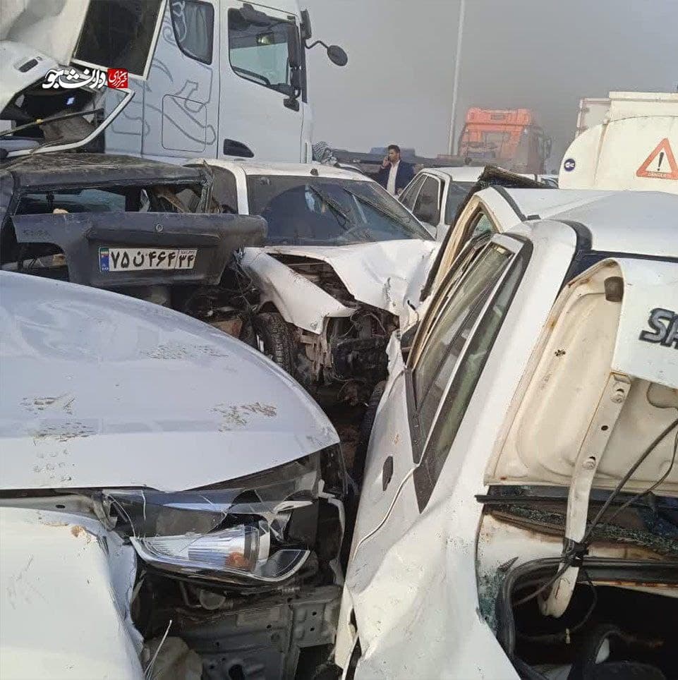 تصادف زنجیرهای مرگبار در جاده بهبهان - رامهرمز خوزستان + فیلم و عکس تصادف زنجیرهای مرگبار در جاده بهبهان - رامهرمز خوزستان + فیلم و عکس