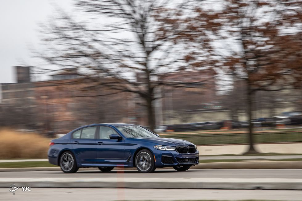 خودرو بی ام و سری ۵ برای سال ۲۰۲۲ رونمایی شد +  تصاویر و فیلم