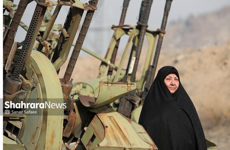 مادر یک مفقودالاثر، خواهر ۳ شهید و یک جانباز از روز‌هایی می‌گوید که از آن جز زیبایی ندیده است