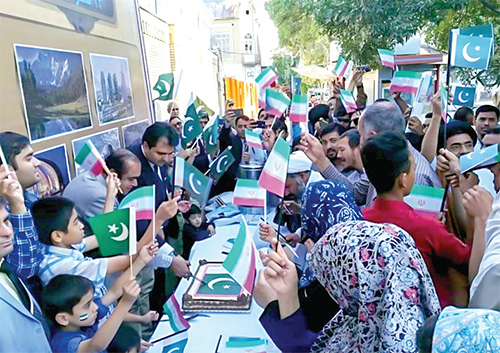 کنسـولگـری&zwnj;هـا مولد ظرفیت&zwnj;های جهان&zwnj;شهری