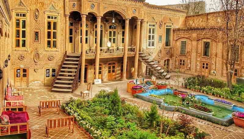 جاهای دیدنی نزدیک حرم جاهای دیدنی نزدیک حرم