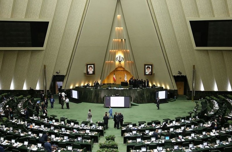 مجلس: سریعاً ایرادات لایحه رتبه‌بندی معلمان را برطرف و به شورای نگهبان ارسال می‌کنیم