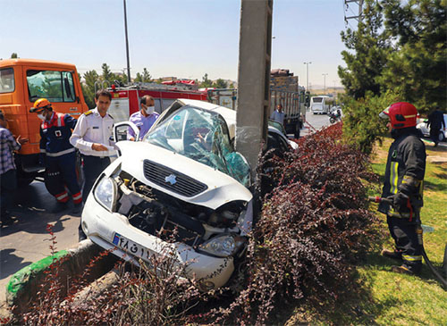 مشهدیها چرا پرخطر رانندگی میکنند؟ مشهدیها چرا پرخطر رانندگی میکنند؟