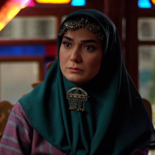 مینا وحید، بازیگر سینما و تلویزیون کیست؟ + بیوگرافی و تصاویر مینا وحید، بازیگر سینما و تلویزیون کیست؟ + بیوگرافی و تصاویر