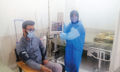 از مادرم پرستاری آموختم از مادرم پرستاری آموختم