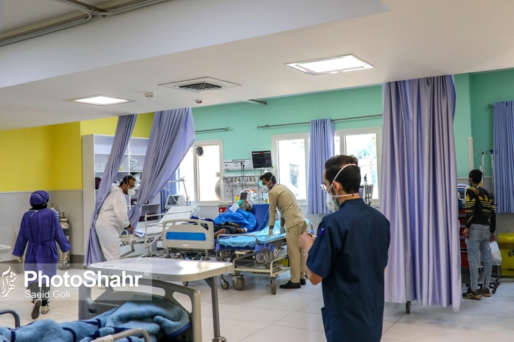 دبیر قرارگاه مرکزی مدیریت کرونا در دانشگاه‌های علوم پزشکی استان خراسان رضوی گفت: موج ششم کرونا در سطح کشور و خراسان رضوی آغاز شده و مواجهه با این موج تنها از طریق همکاری مردم با رعایت پروتکل‌های بهداشتی و تکمیل واکسیناسیون میسر است.