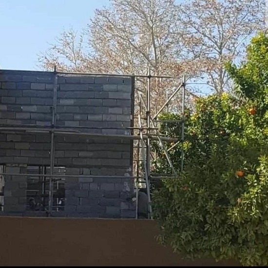 دخل وتصرف غیرقانونی یک گروه فیلم برداری به یک باغ قدیمی در شیراز دخل وتصرف غیرقانونی یک گروه فیلم برداری به یک باغ قدیمی در شیراز