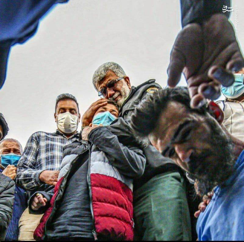 لحظه جان&zwnj;سوز رویارویی پسر کوچک شهید &laquo;علی اکبر رنجبر&raquo;  با قاتل پدرش + فیلم و عکس
