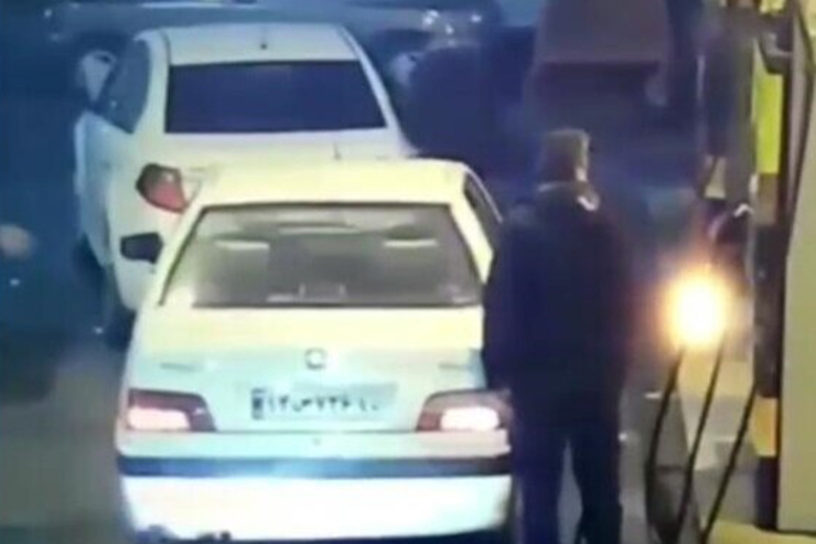 سارق خودروی پارس در پمپ بنزین تهران دستگیر شد + فیلم