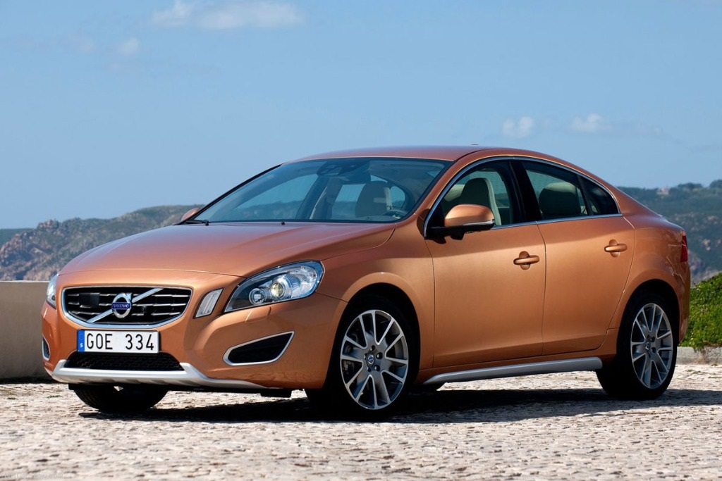 خودروهای ۳۰۰ اسب بخاری با قیمت زیر ۱۰ هزار دلار را بشناسید + تصاویر خودروهای ۳۰۰ اسب بخاری با قیمت زیر ۱۰ هزار دلار را بشناسید + تصاویر