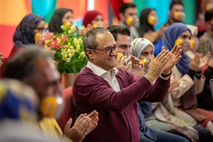 پژمان جمشیدی داور خنداننده شو شد | پنجشنبه ۷ بهمن ۱۴۰۰، زمان پخش اعلام نتایج مرحله دوم خنداننده شو ۳