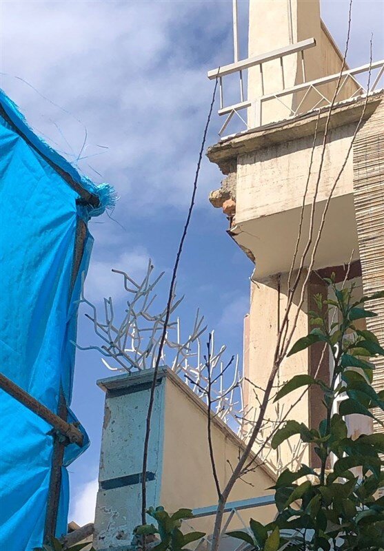 خانه&zwnj;ام آتش گرفته، آتشی جانسوز | وضعیت ناگوار خانه مهدی اخوان&zwnj;ثالث + عکس