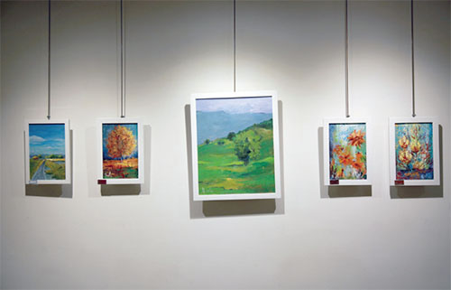 «رنگ زندگی» بر دیوار نگار خانه رضوان «رنگ زندگی» بر دیوار نگار خانه رضوان