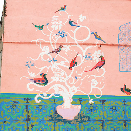 زنگ مرشد برای آغاز قرن نو