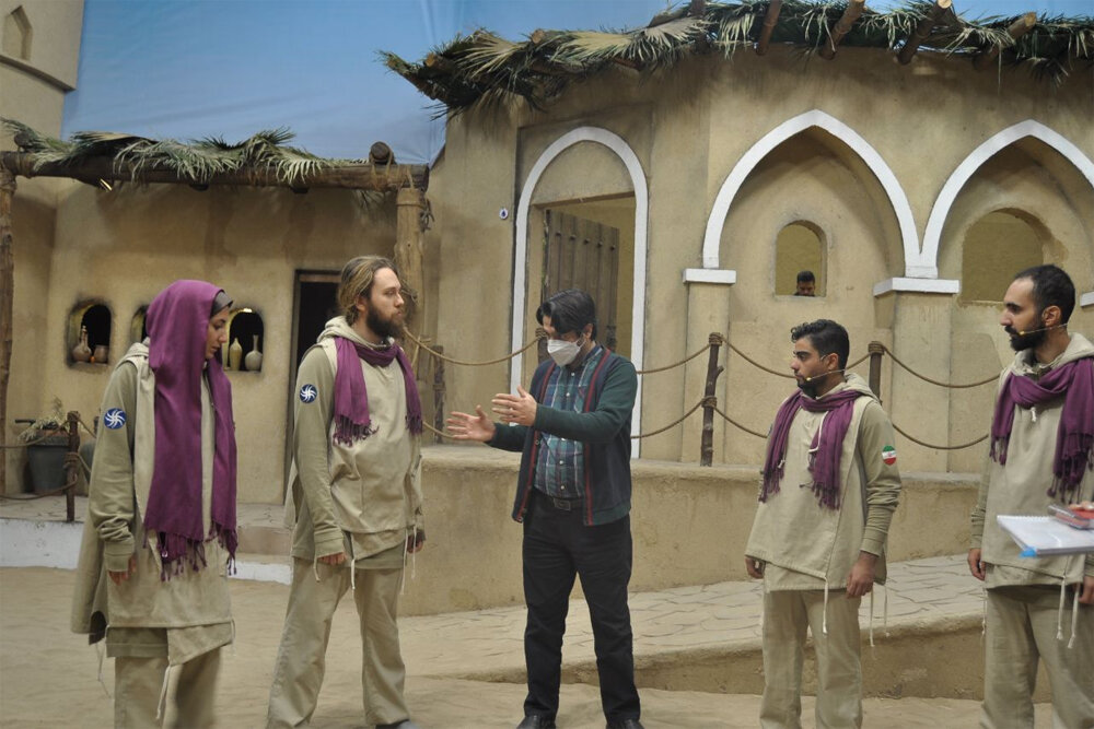 نگاهی به برنامههای تلویزیون در نوروز ۱۴۰۱ نگاهی به برنامههای تلویزیون در نوروز ۱۴۰۱