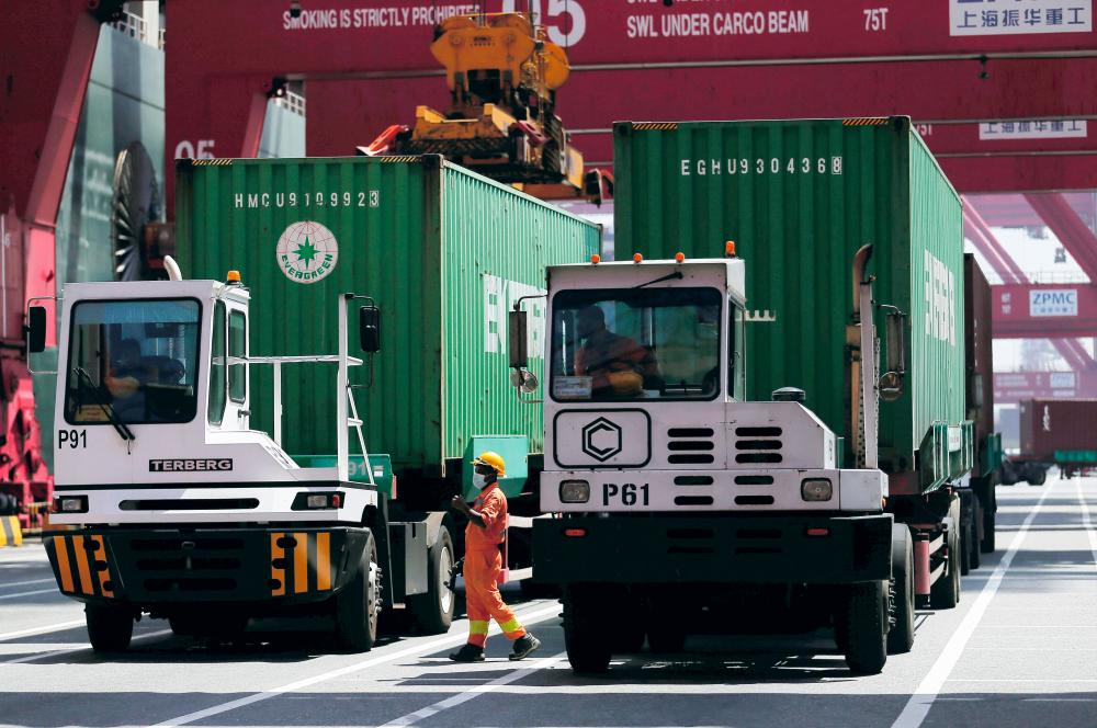 سریلانکا؛ ۳هزار تُن زباله به بریتانیا را بازگرداند سریلانکا؛ ۳هزار تُن زباله به بریتانیا را بازگرداند