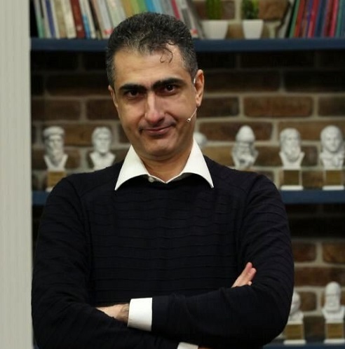 کدام مترجمان ایرانی زبان روسی می&zwnj;دانند؟ | بی&zwnj;نیاز از میانجی