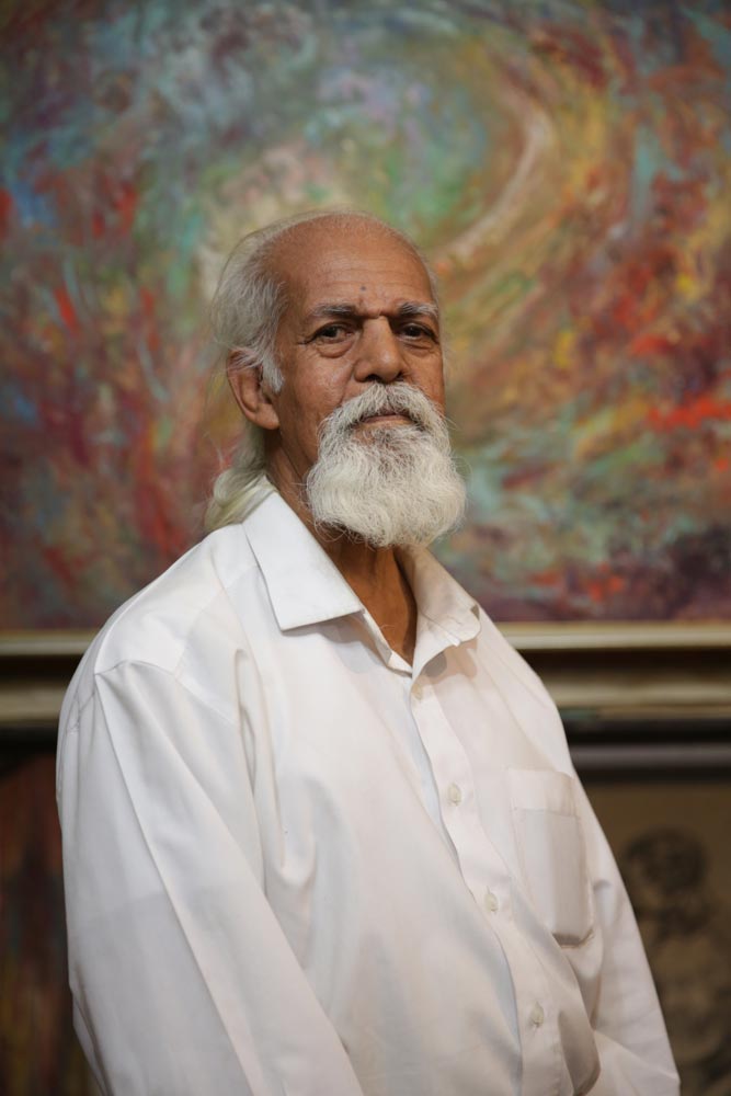 حسین طالبی به یاد قدیر صباغیان، هنرمند فقید مشهدی کارگاه آموزشی در طبیعت برگزار کرد