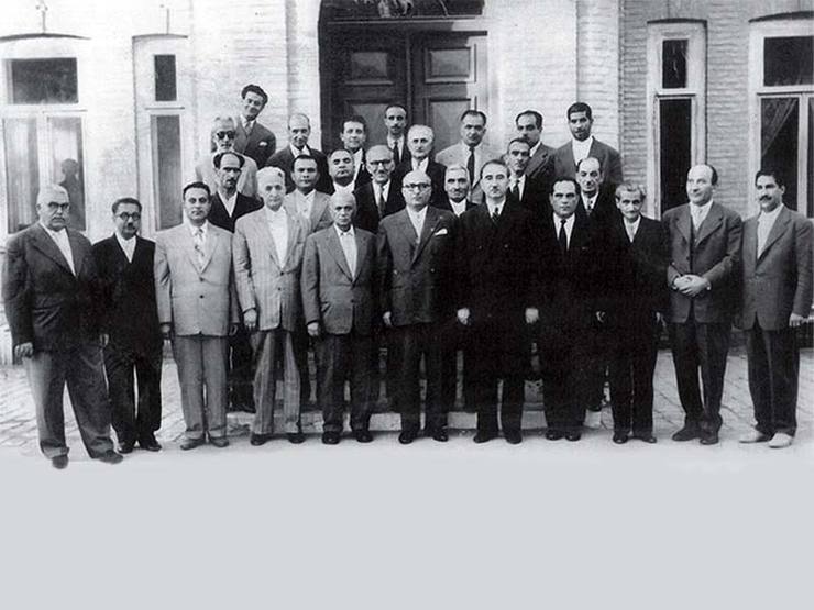 به حقیقت که گران‌سنگ‌ترین خدمت سید محمود فرخ خراسانی، تاسیس انجمن ادبی فرخ است که برای نیم قرن تمام پاتوق بسیاری از نام‌آوران ادب ایران زمین بوده است. آنچنان که مشهدِ دهه ۲۰ تا ۷۰ را به پایتخت ادب کشور تبدیل می‌کند و خود، پرچمدار شعر خراسان نام می‌گیرد.